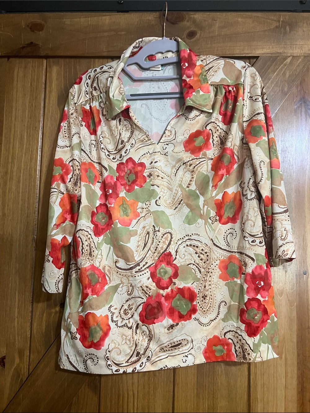 Sara Morgan for Haband Cream Floral V-Neck Tunic with Red and Green Accents